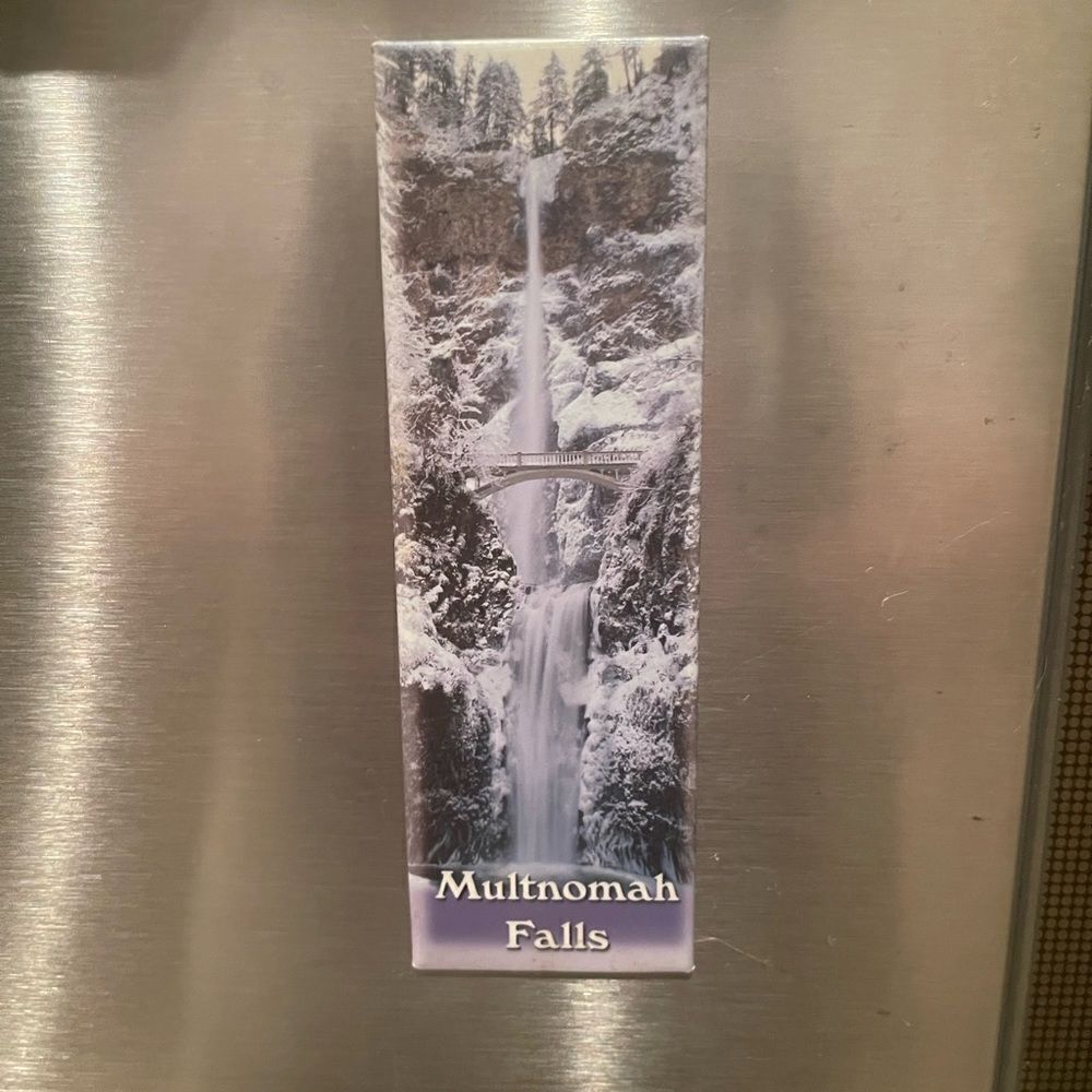 MULTNOMAH FALLS, Oregon Magnet